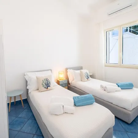 Amira By Le Dhome Sicily Vila *